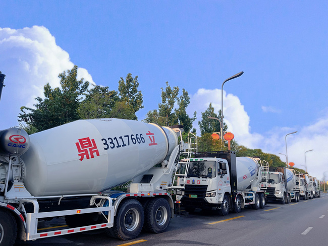 �������䳵��